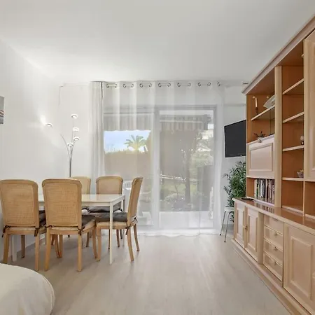 Beau 46m2, Piscine, Proche Centre Et Du Port De Appartamento *