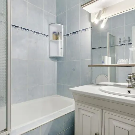 Appartamento Beau 46m2, Piscine, Proche Centre Et Du Port De