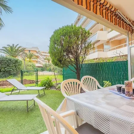 Beau 46m2, Piscine, Proche Centre Et Du Port De Apartament *